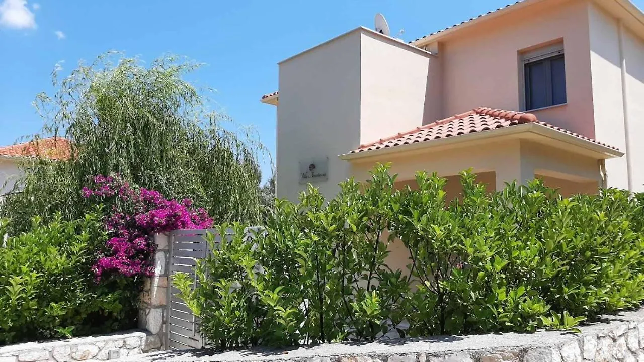 Amarianos Villas Agia Efimia 0*,  Řecko